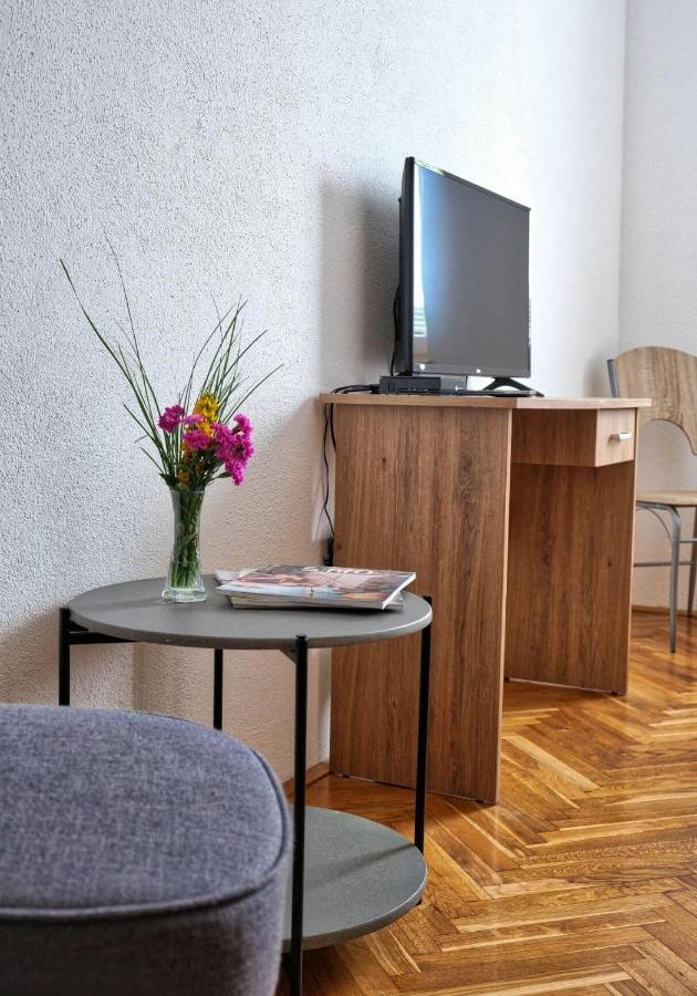 Hotel Prenocisca Miklavcic Nova Vas  Zewnętrze zdjęcie