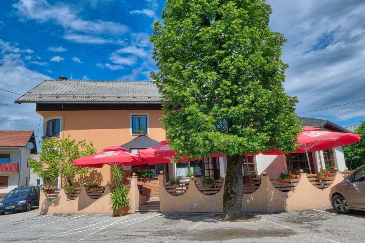 Hotel Prenocisca Miklavcic Nova Vas  Zewnętrze zdjęcie