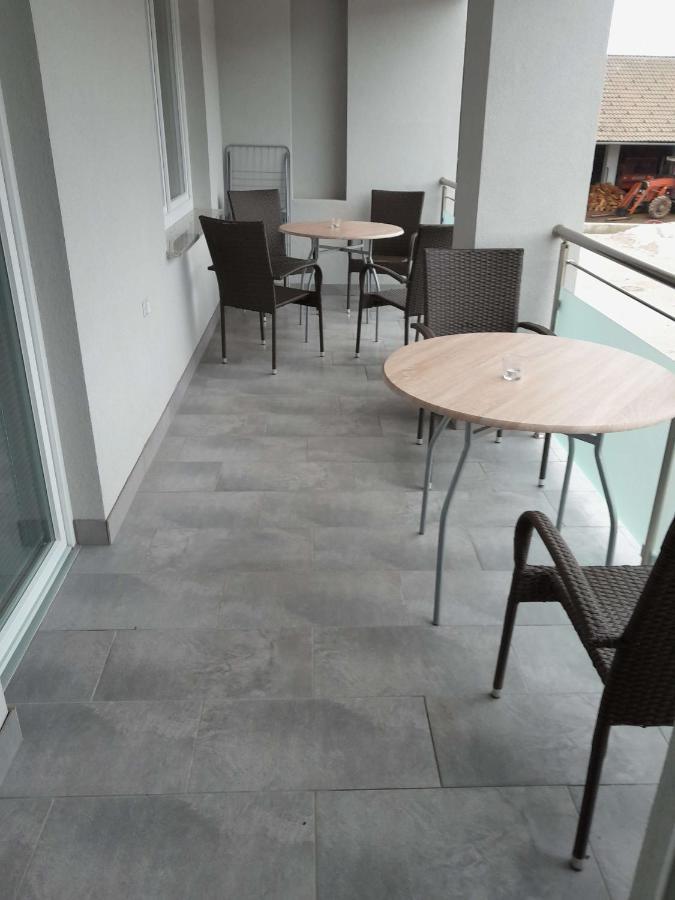 Hotel Prenocisca Miklavcic Nova Vas  Zewnętrze zdjęcie